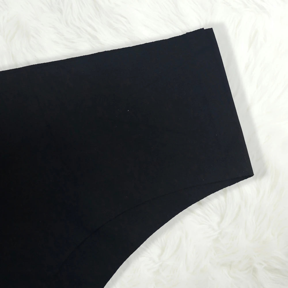 Cheeky Panties 96
